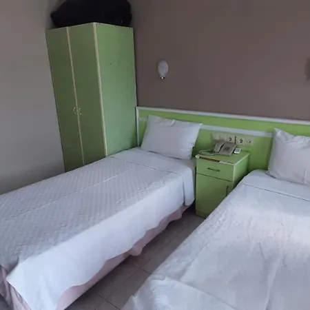 Tango Gazde/Camere de închiriat Koycegiz (Mugla)