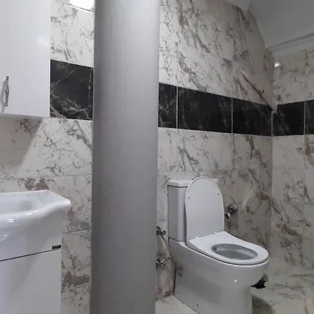 Tango Проживание в семье Кейджегиз